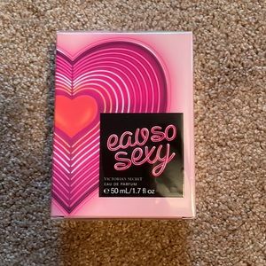 Eau so Sexy Victoria secret perfume
